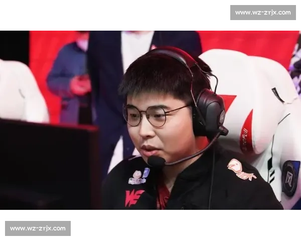 XX战队不负众望,S赛冠军奖杯,是他们坚持的最好证明!